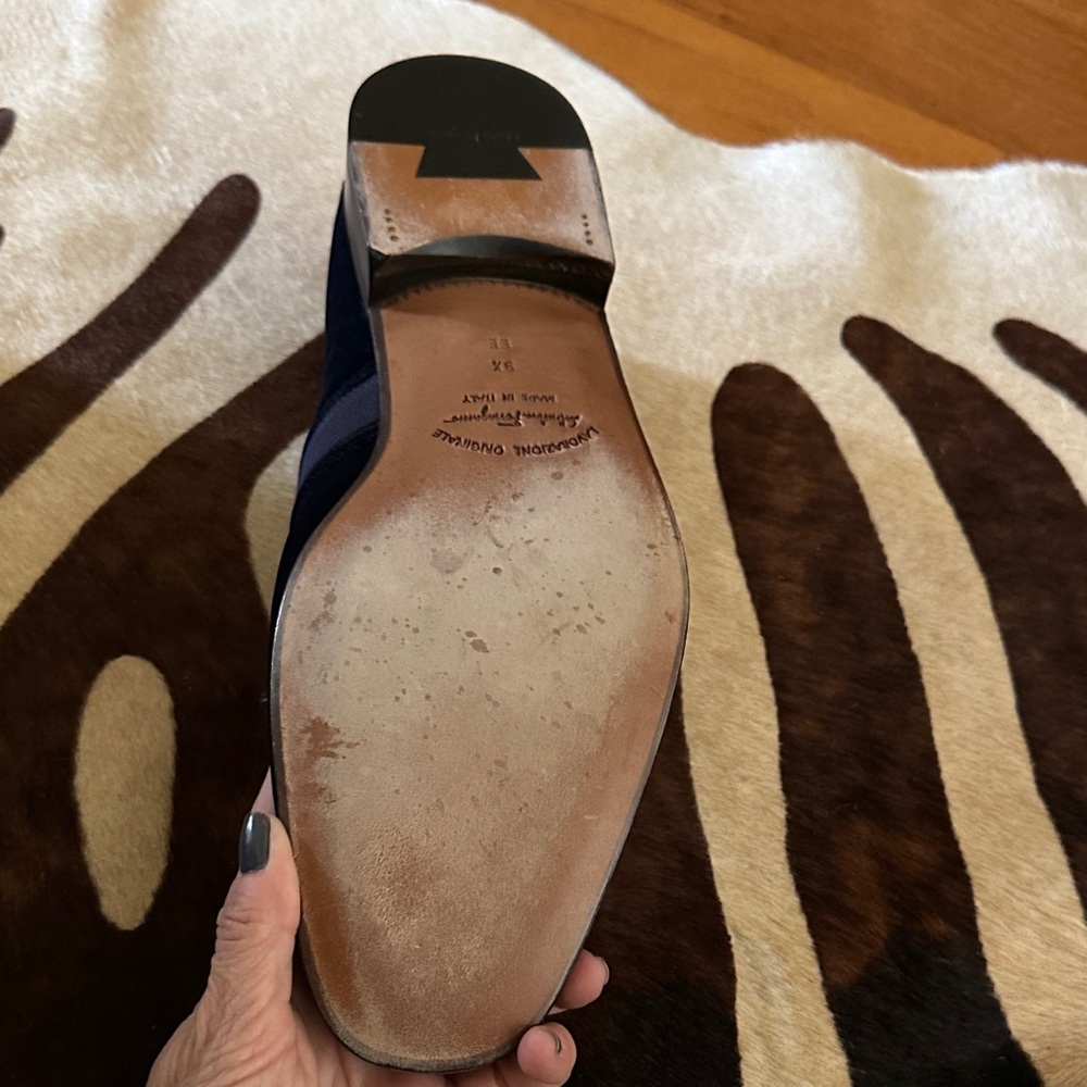 Salvatore Ferragamo Men's Navy Loafers 9.5 EE - Picture 6 of 10
